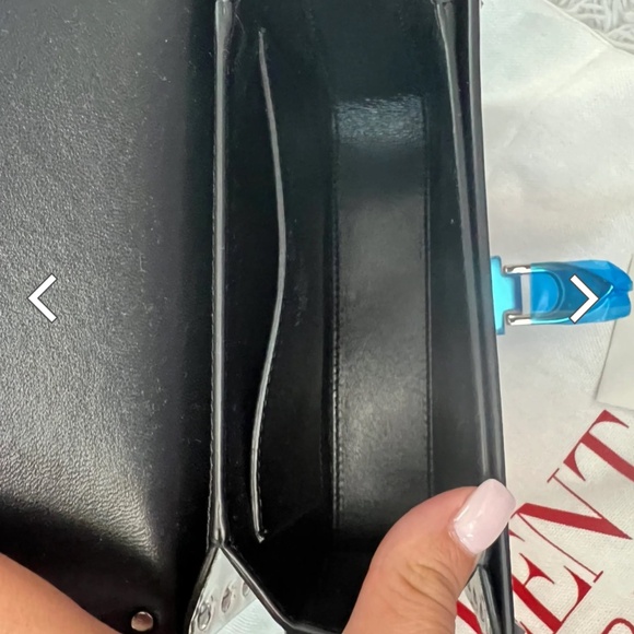 VALENTINO GARAVANI Mirror Calfskin Small Rockstud23 Shoulder Bag in Silver - Picture 8 of 8